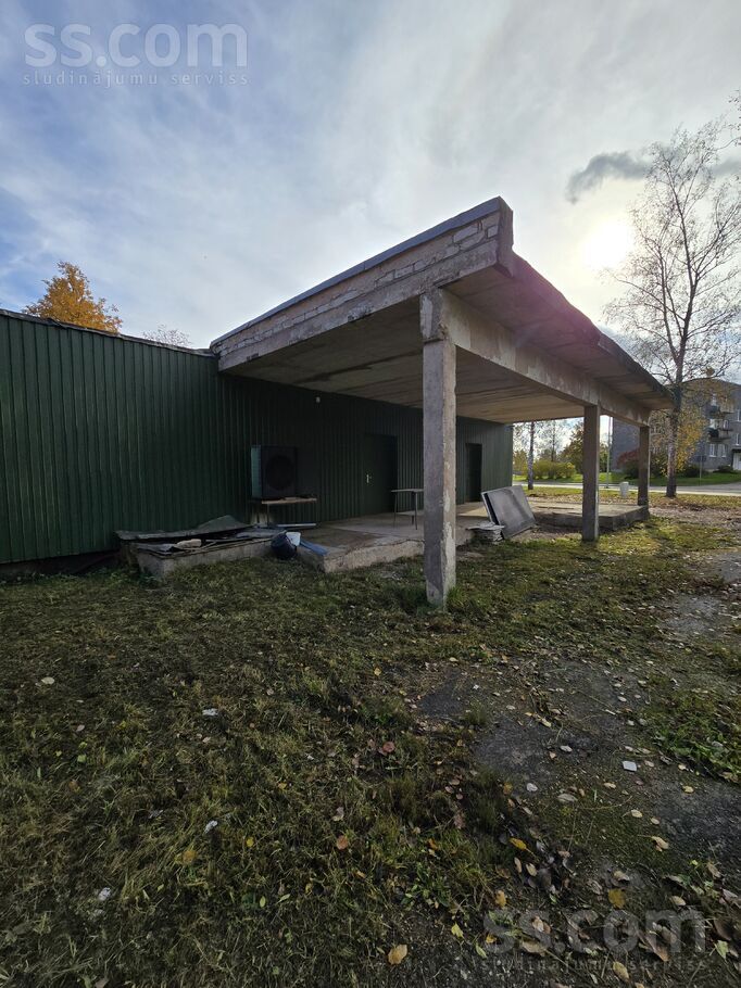 Stari, Gulbene un raj., Gulbene — maja