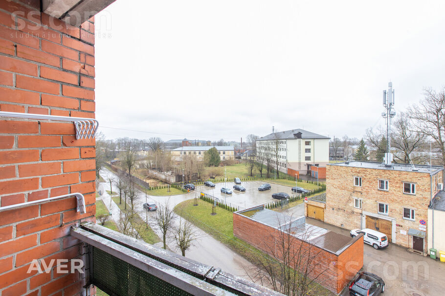 Asteru 4, Jelgava un raj., Jelgava — dzivoklis