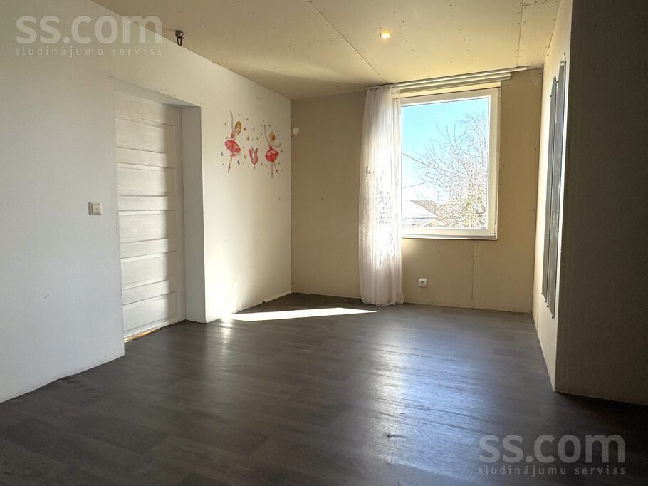 Ezermalas, Jūdaži, Rīgas rajons, Siguldas pag. — maja