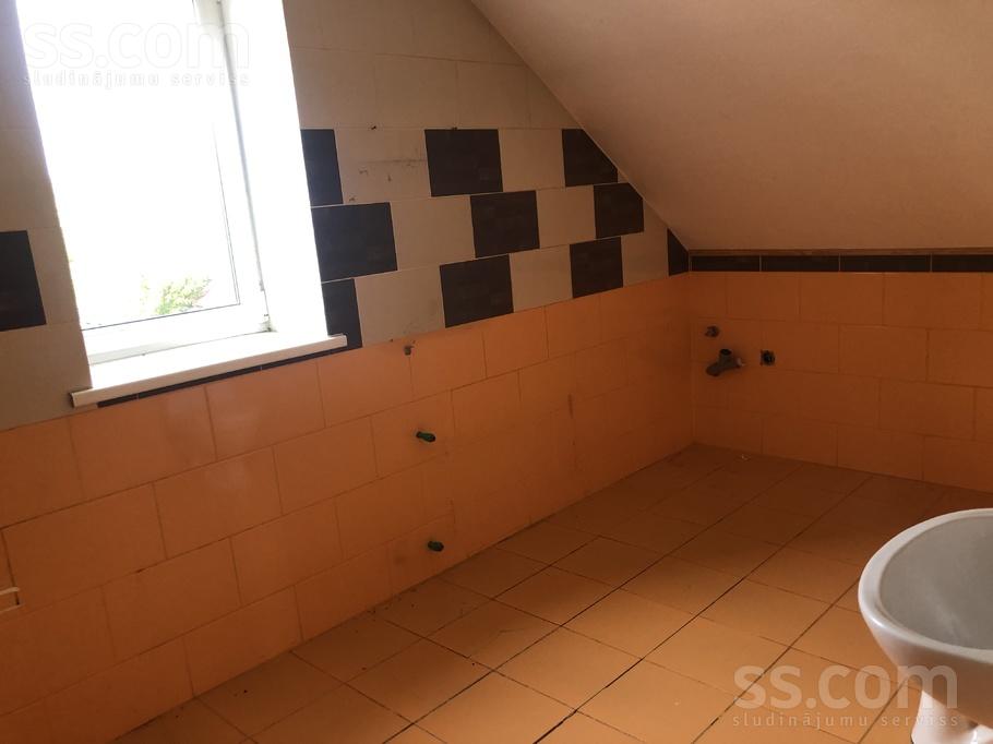 Tulpju iela 21, Rīgas rajons, Sigulda — maja