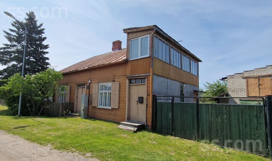 Cīravas 16, Liepāja un raj., Liepāja — maja