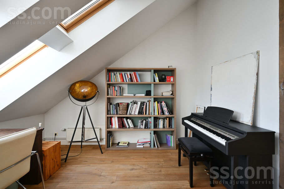 Pulkv. Brieža 7, Rīga — dzivoklis