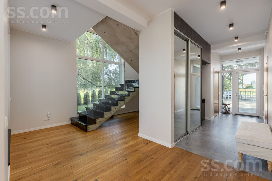 Lielā iela 52, Mārupe, Rīgas rajons, Mārupes pag. — maja