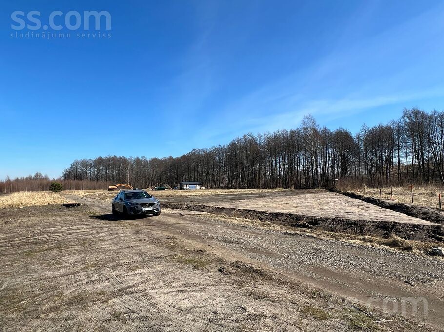 Grīnvalti, Liepāja un raj., Nīcas pag. — zeme