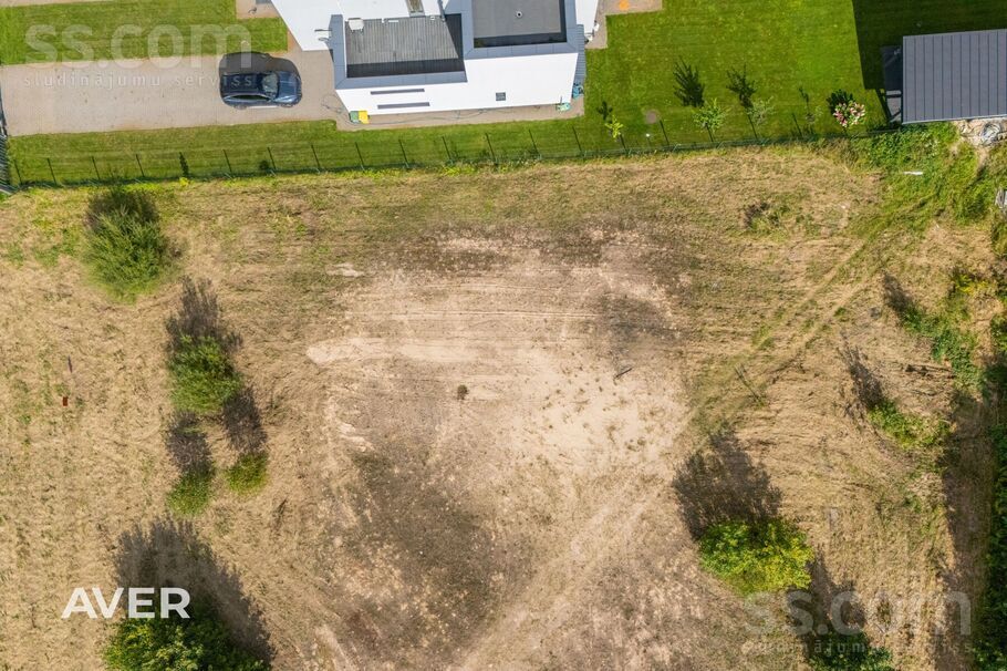 Viestura iela 11-13, Dzilnuciems, Rīgas rajons, Babītes pag. — zeme