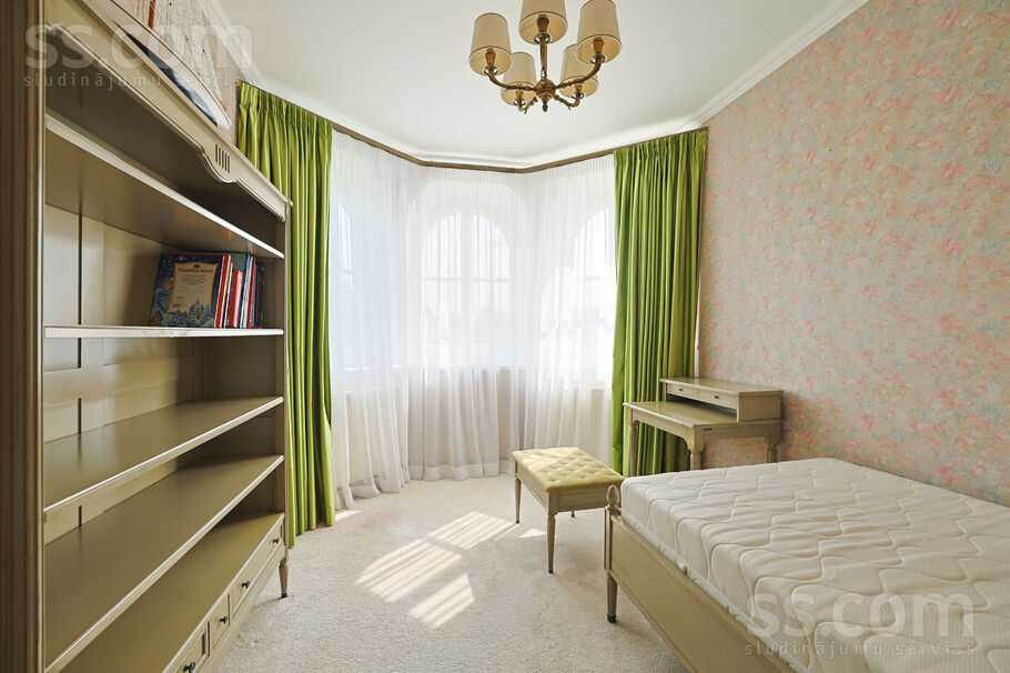 Kalna 11, Rīgas rajons, Sigulda — maja