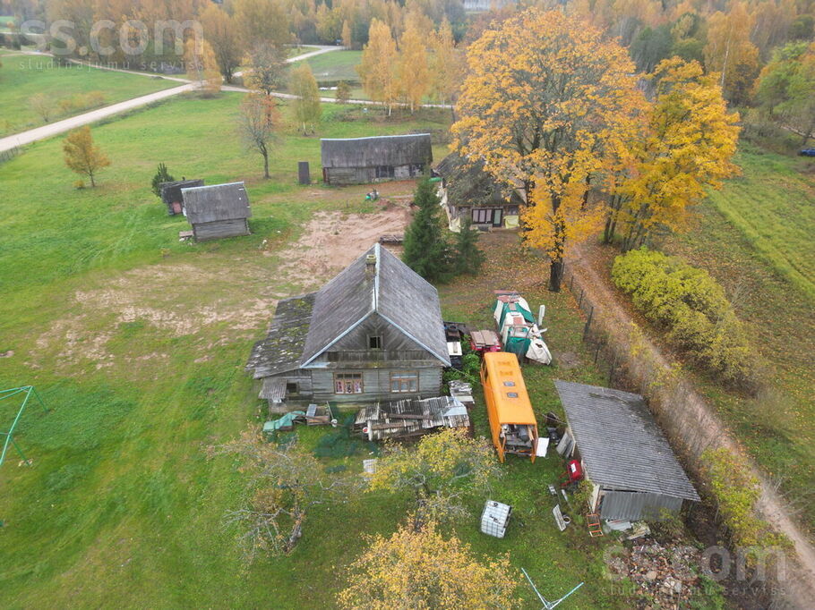 Biržkalna ezers, Kapiņi, Preiļi un raj., Aglonas pag. — zeme