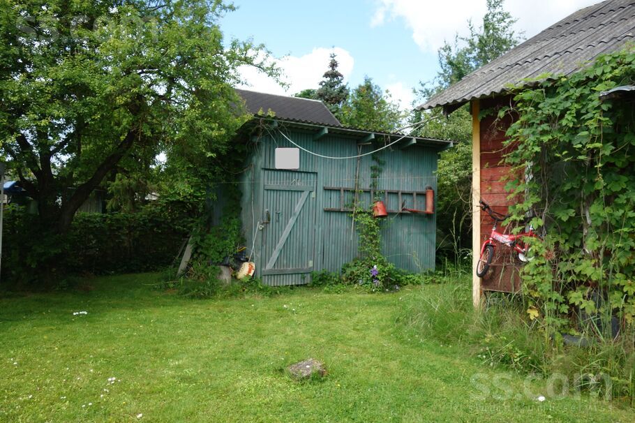 Doles dārzs 69, Dole, Rīgas rajons, Salaspils l. t. — maja