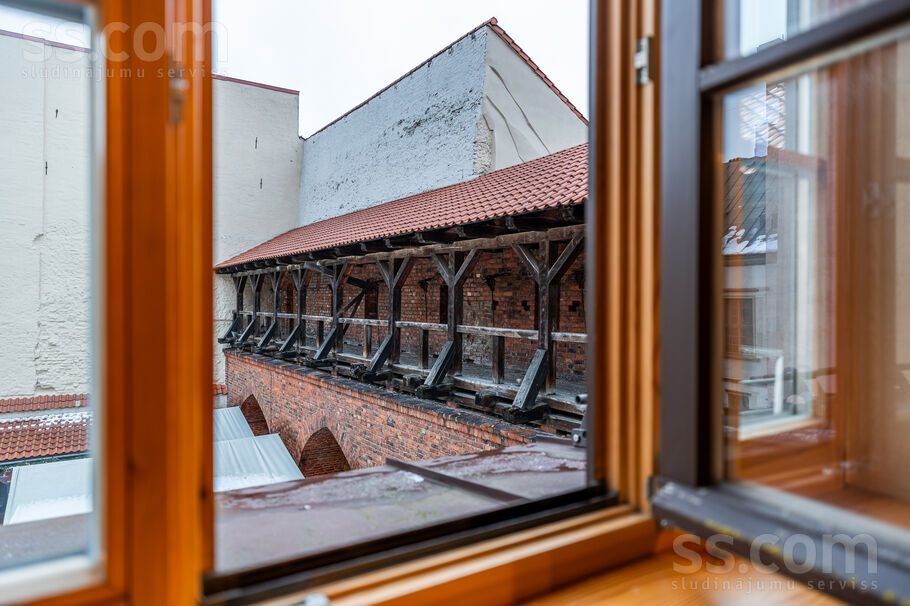 Jāņa sēta 1, Rīga — maja