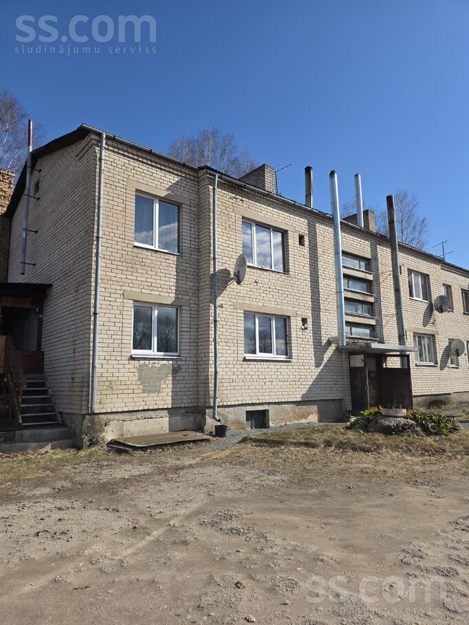 Kalnāres 2, Burtnieki, Valmiera un raj., Burtnieku pag. — dzivoklis