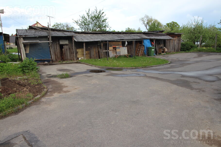 Rīgas 282, Preiļi un raj., Līvāni — dzivoklis