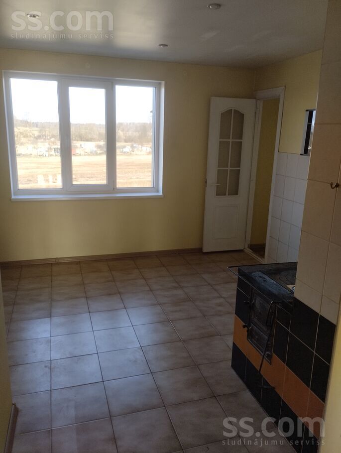 Biržu iela 10, Birži, Jēkabpils un raj., Salas pag. — dzivoklis