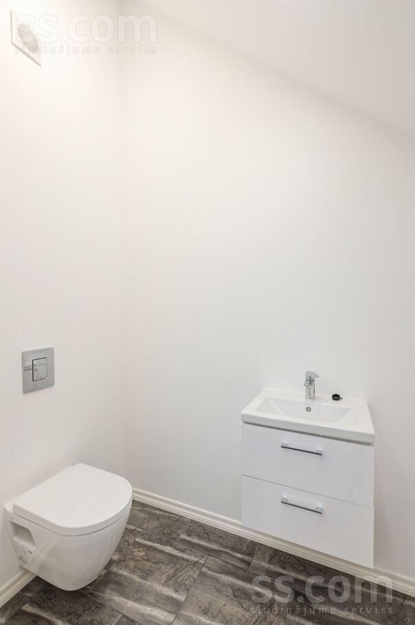 Rītausmas iela 1, Mārupe, Rīgas rajons, Mārupes pag. — maja