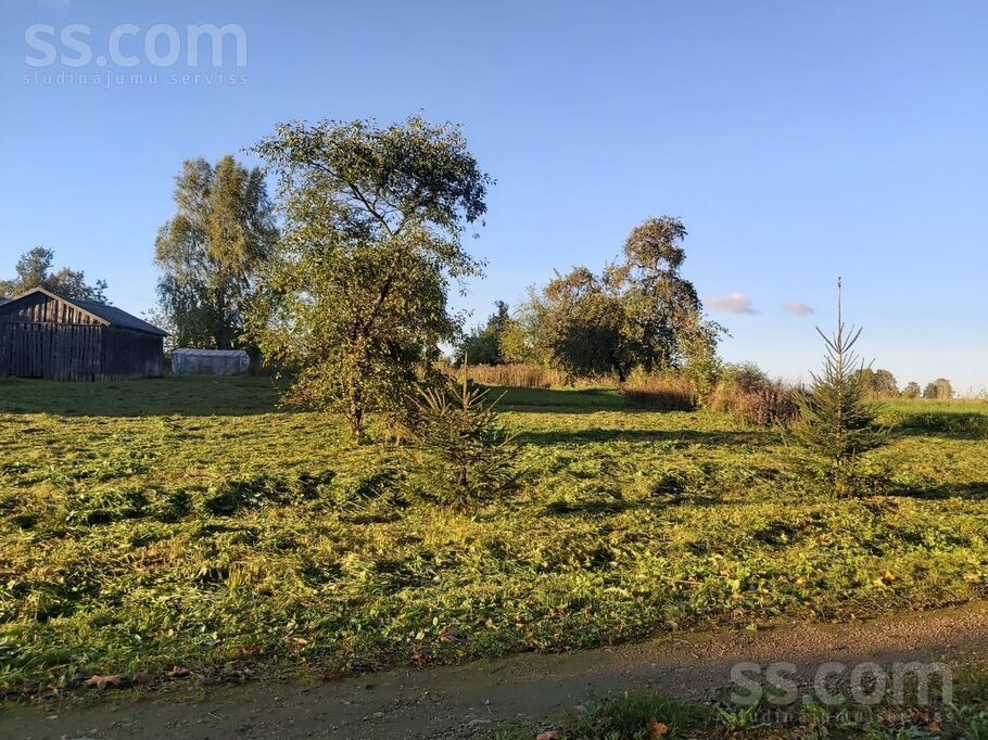 Ievas, Kabile, Kuldīga un raj., Kabiles pag. — zeme