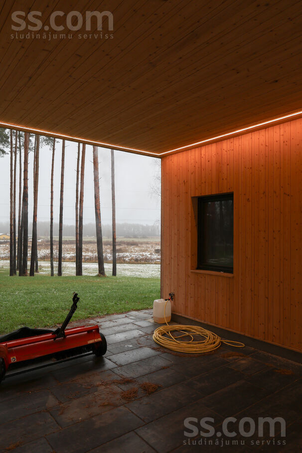 Saulesbrieži, Saulgoži, Rīgas rajons, Ķekavas pag. — maja