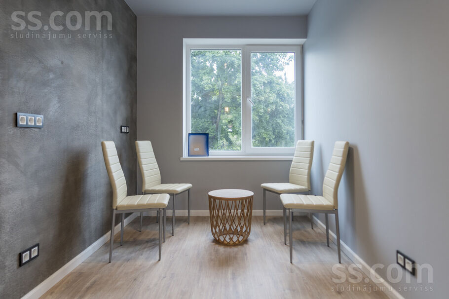 Ķiršu iela 6, Babīte, Rīgas rajons, Babītes pag. — maja