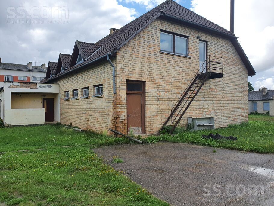 Mazā iela 2, Šķēde, Saldus un raj., Šķēdes pag. — maja