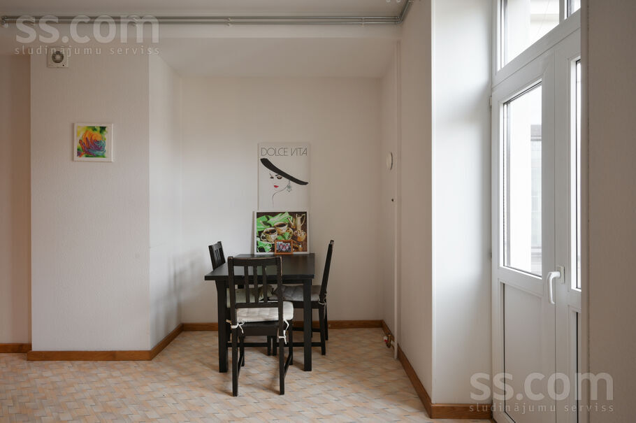 Skolas 30, Rīga — dzivoklis