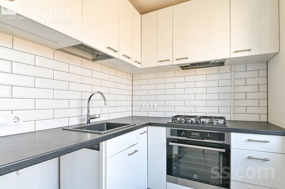 Elvīras 8, Rīga — dzivoklis