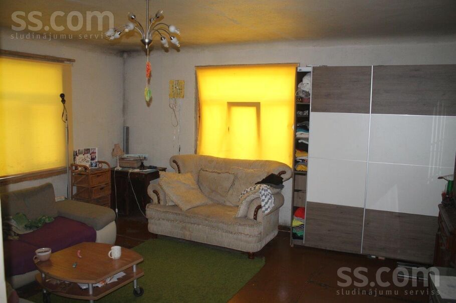 Ošu 2, Roja, Talsi un raj., Rojas pag. — maja