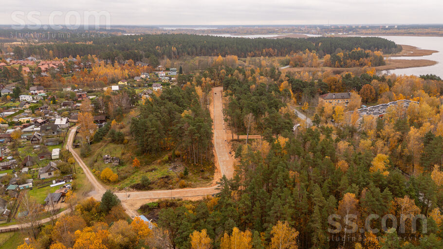 Jaunciema g. 76, Rīga — zeme