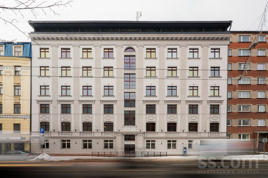 Pulkv. Brieža 15, Rīga — dzivoklis
