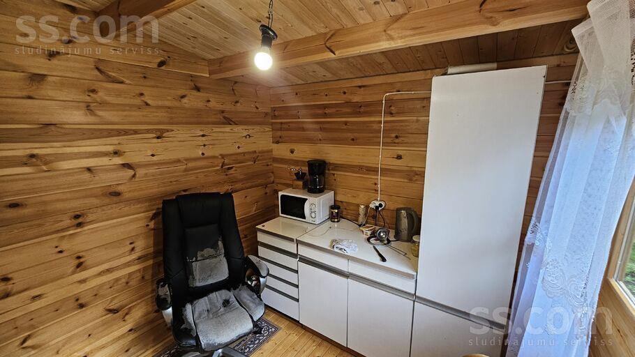 Mežvidi 36, Jelgava un raj., Jelgava — maja