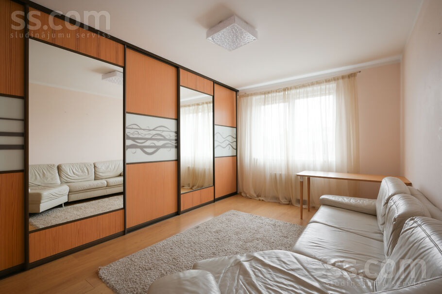 Bērzavoti k-3, Rīgas rajons, Baloži — dzivoklis