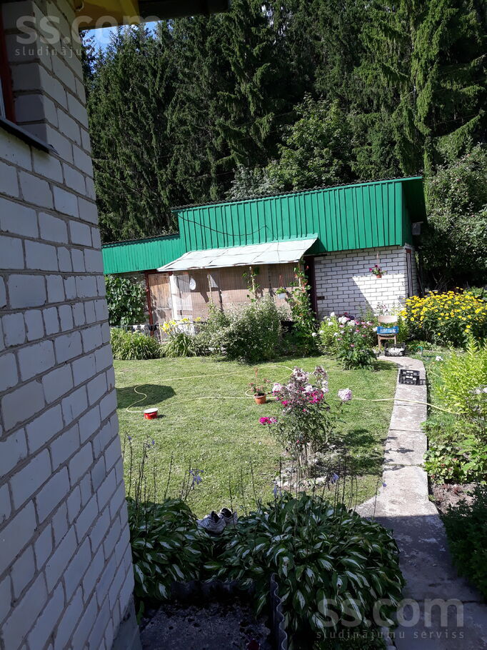 Berzini 2 218a, Bērziņi 2, Daugavpils un raj., Šēderes pag. — maja
