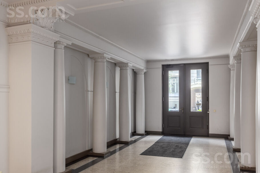 Strēlnieku 9, Rīga — dzivoklis