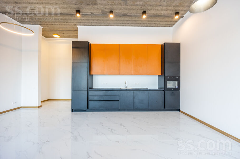 Rītausmas iela 1, Mārupe, Rīgas rajons, Mārupes pag. — maja