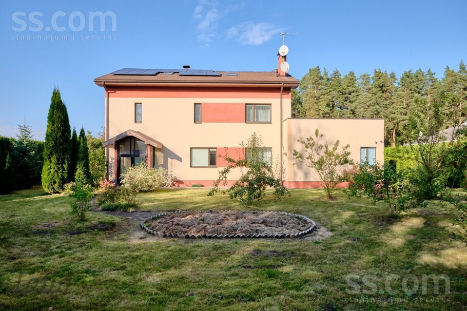 Bišu 9, Spilve, Rīgas rajons, Babītes pag. — maja