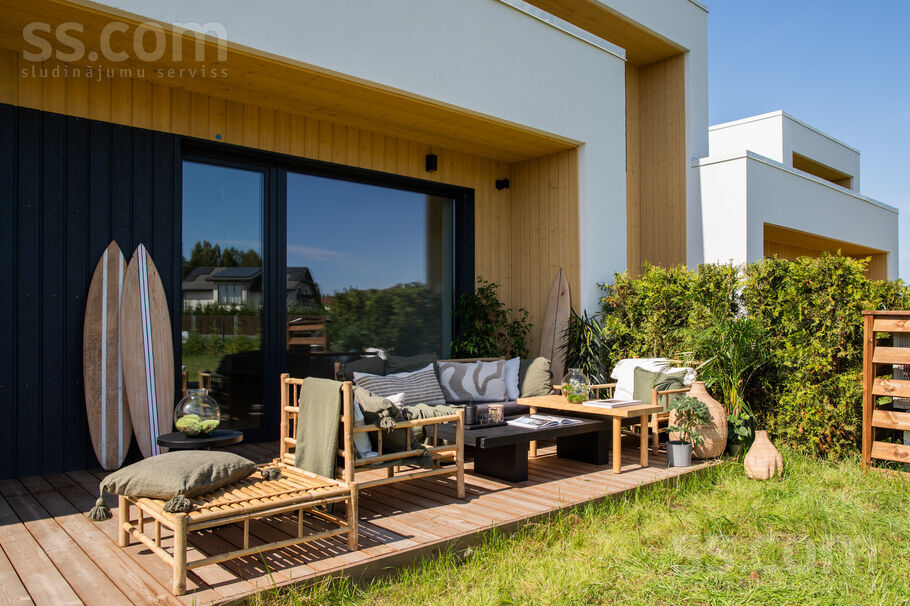 Podnieku iela, Ādaži, Rīgas rajons, Ādažu nov. — maja