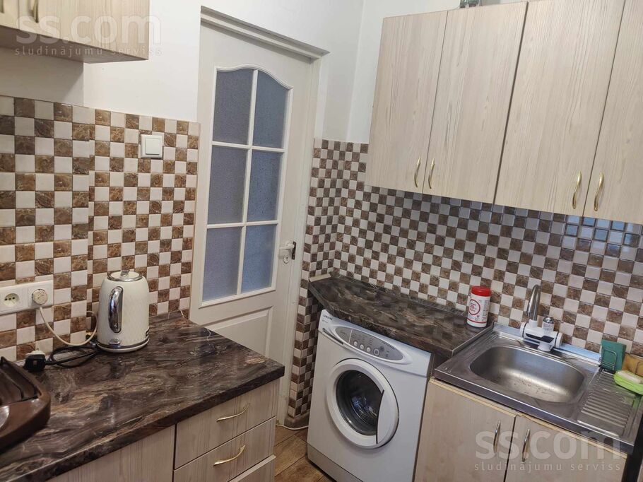 Valnu iela 10, Daugavpils un raj., Daugavpils — maja