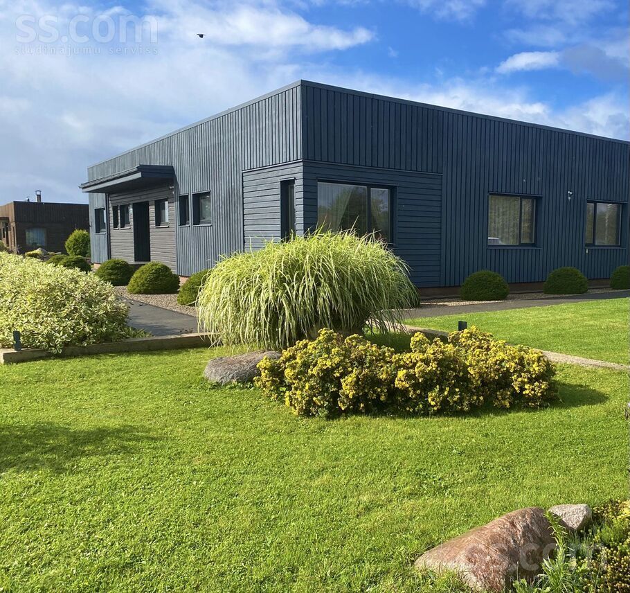 Zvejnieku 14, Ogre un raj., Ikšķile — maja