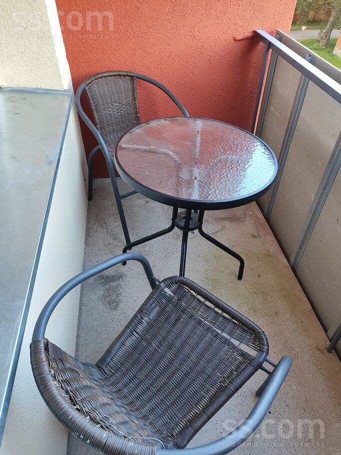 Skolas 3, Nīca, Liepāja un raj., Nīcas pag. — dzivoklis