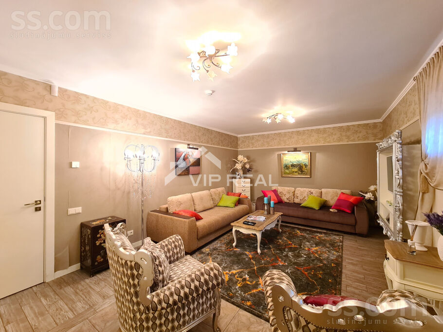 Madonas, Jūrmala — maja