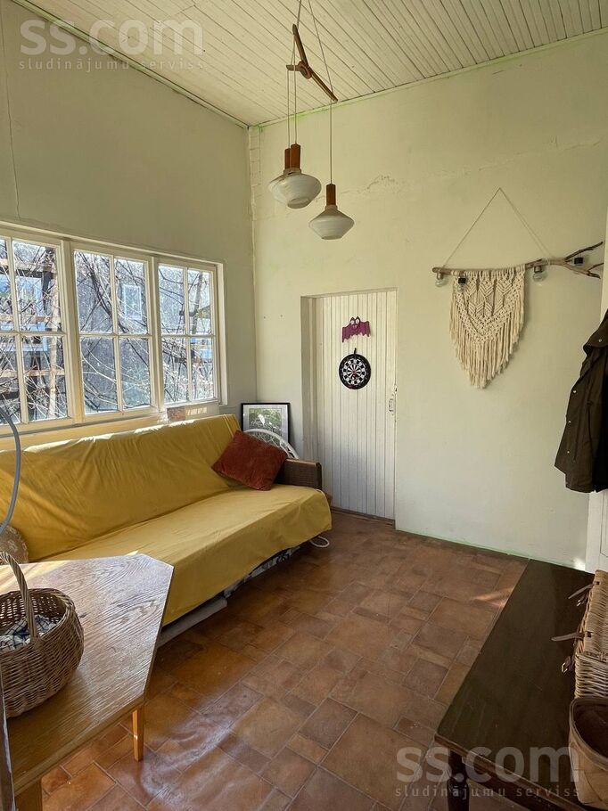 Mežloka iela 13, Bajāri, Rīgas rajons, Ropažu nov. — maja