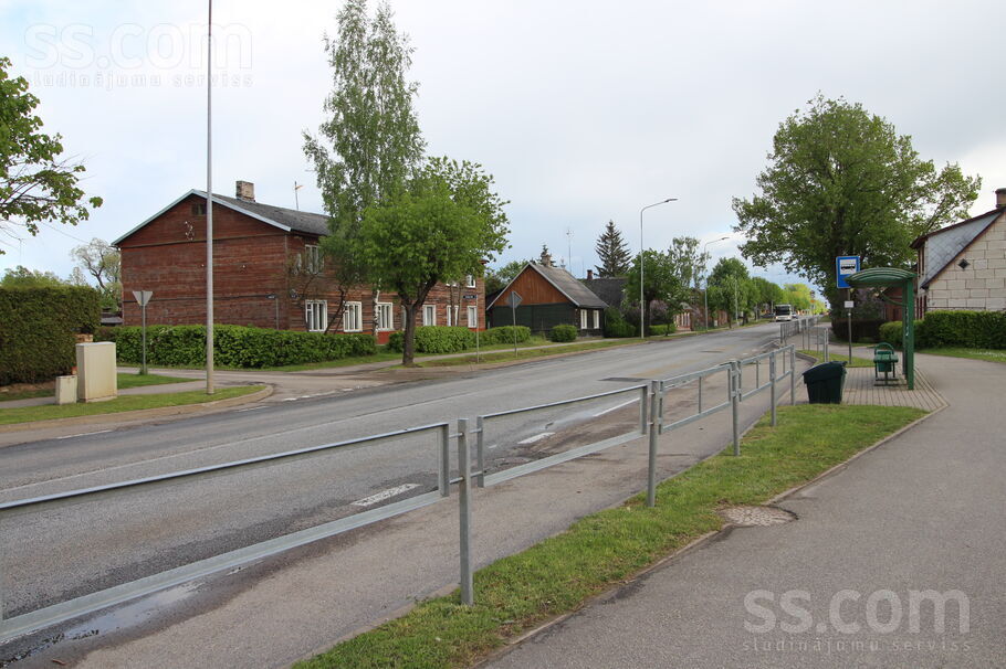 Rīgas 282, Preiļi un raj., Līvāni — dzivoklis