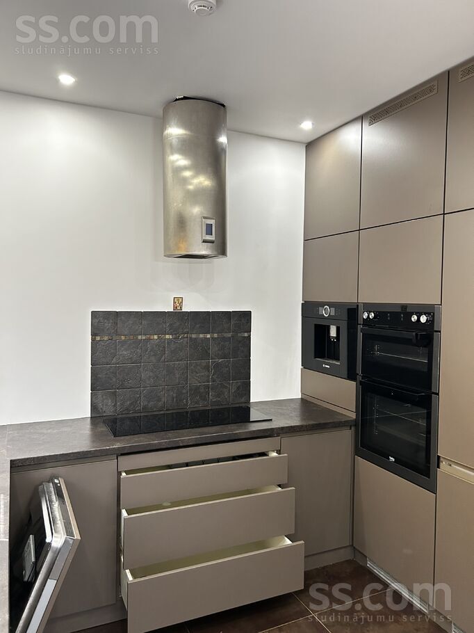 Salenieki 32, Jaksti, Rīgas rajons, Salaspils l. t. — maja