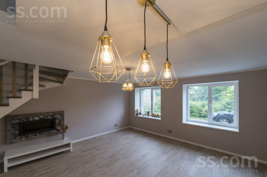 Ķiršu iela 6, Babīte, Rīgas rajons, Babītes pag. — maja