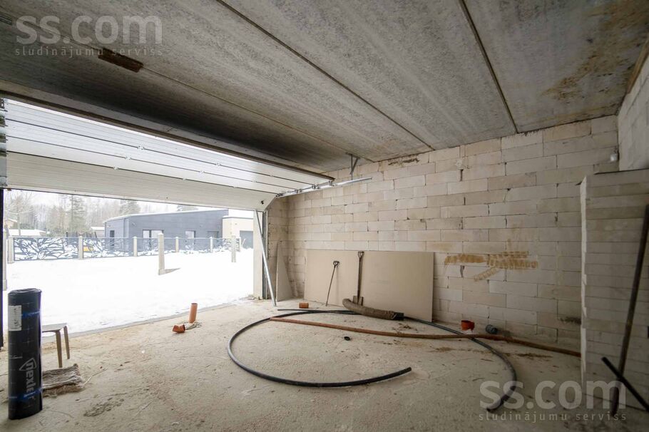 Celmiņi 43, Saulgoži, Rīgas rajons, Ķekavas pag. — maja