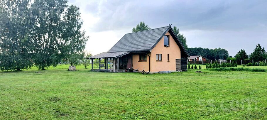 Mežrozīšu iela 9, Jaunmārupe, Rīgas rajons, Mārupes pag. — maja