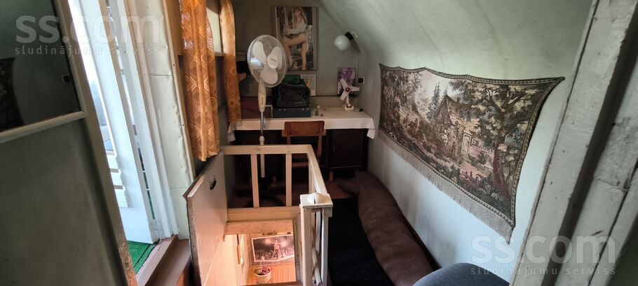 Buru iela 32, Ziemeļblāzma, Limbaži un raj., Skultes pag. — maja