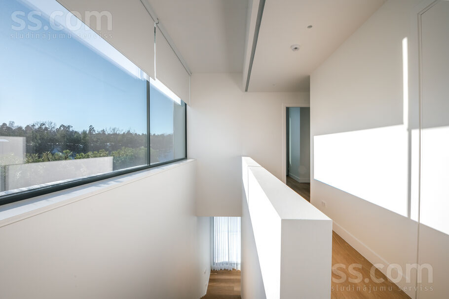 Jaunā Mežaparka 42, Rīga — maja