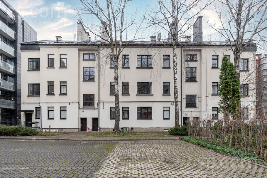 Pulkv. Brieža 19, Rīga — dzivoklis