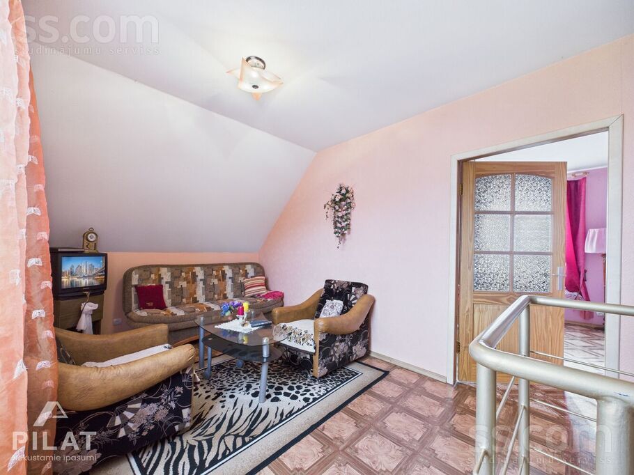 Devītā iela 2, Šķēde, Liepāja un raj., Medzes pag. — maja