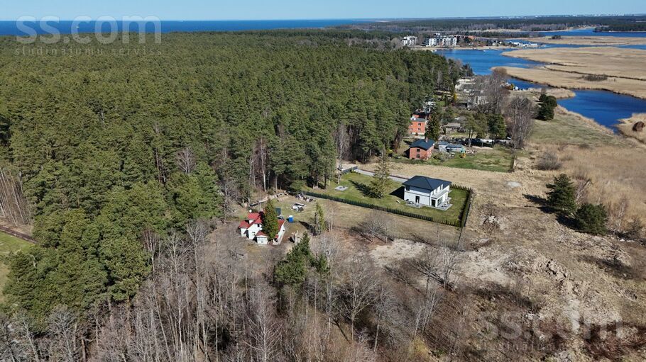 Vikingu 46a, Jūrmala — maja