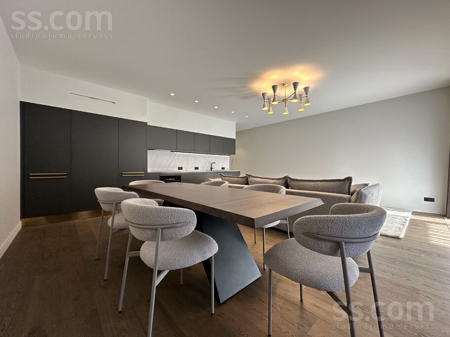 Strēlnieku 5, Rīga — dzivoklis