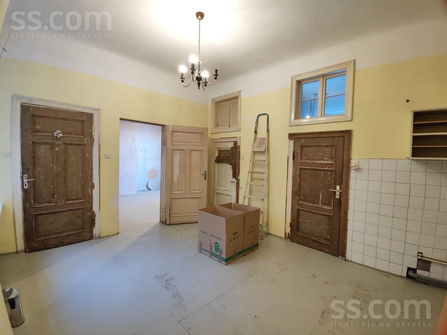 Merķeļa 8, Rīga — dzivoklis